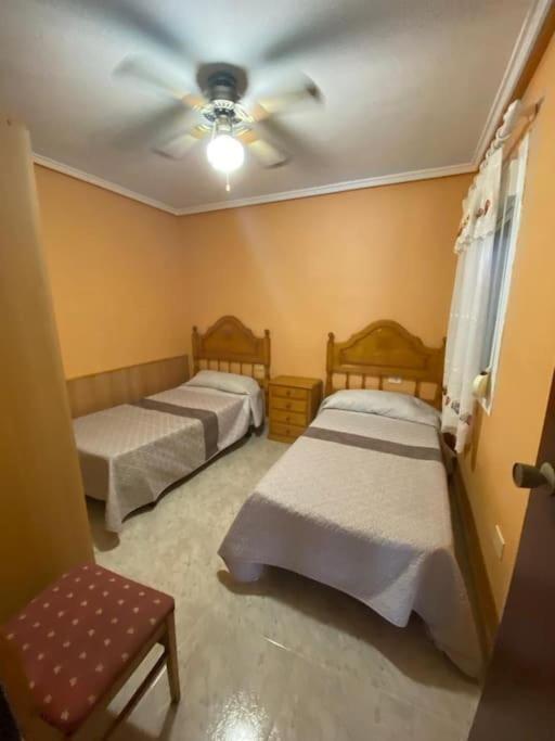 Apto Con Terraza Y 2 Dormitorios. 600 Megas Wifi. Santa Pola Exterior foto