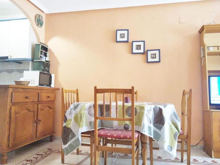 Apto Con Terraza Y 2 Dormitorios. 600 Megas Wifi. Santa Pola Exterior foto